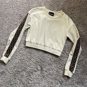 Kittenish lounge set